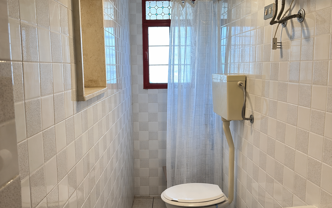 2D5A62E2-01FB-4DA3-ADF2-A4138E371A80