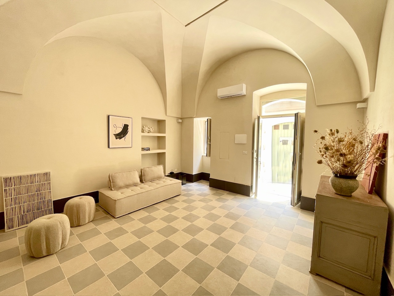 2 bedroom ground floor apartment Carovigno